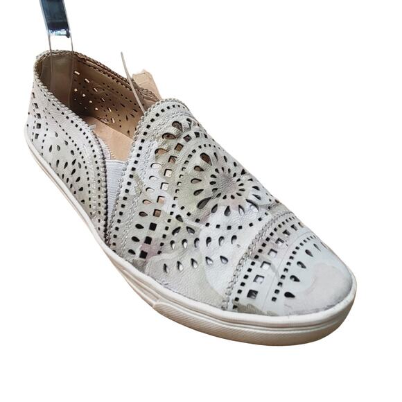 Earth Tangelo Flower Multi Laser Cut Slip-On Leather Sneakers Size 7.5 - Picture 2 of 12